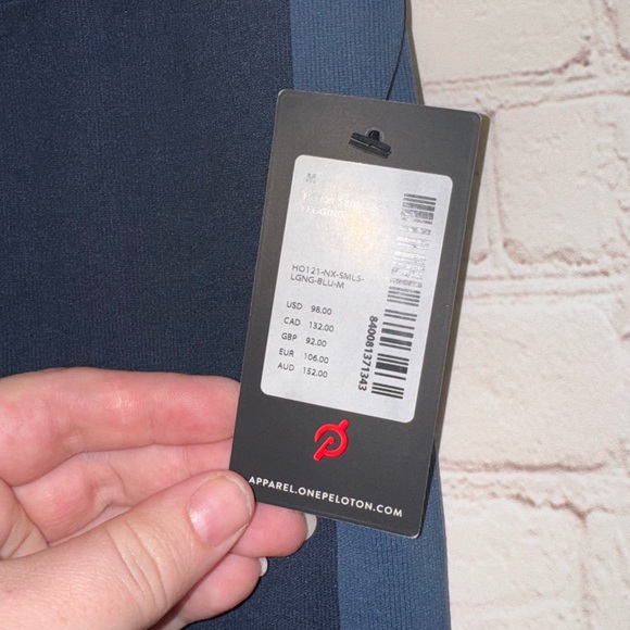 PEL0TON Seamless Leggings, Size Medium, NWT - Picture 5 of 9